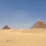 ギザの３大ピラミッド（カイロ）